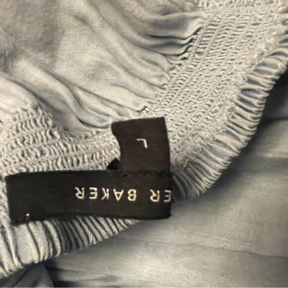 Jumpsuit   - Picture 2 of 3